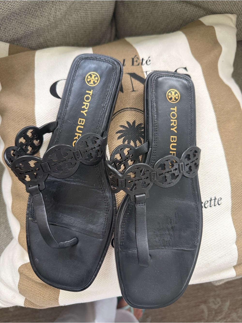 Tory Burch Black Logo Cutout Thong Sandals